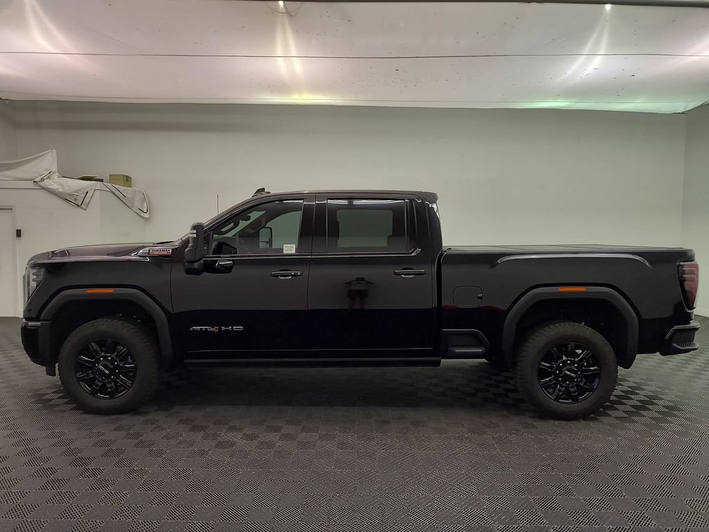 Used 2026 GMC Sierra 3500 AT4 w/ AT4 Premium Plus Package AWD/4WD image 2