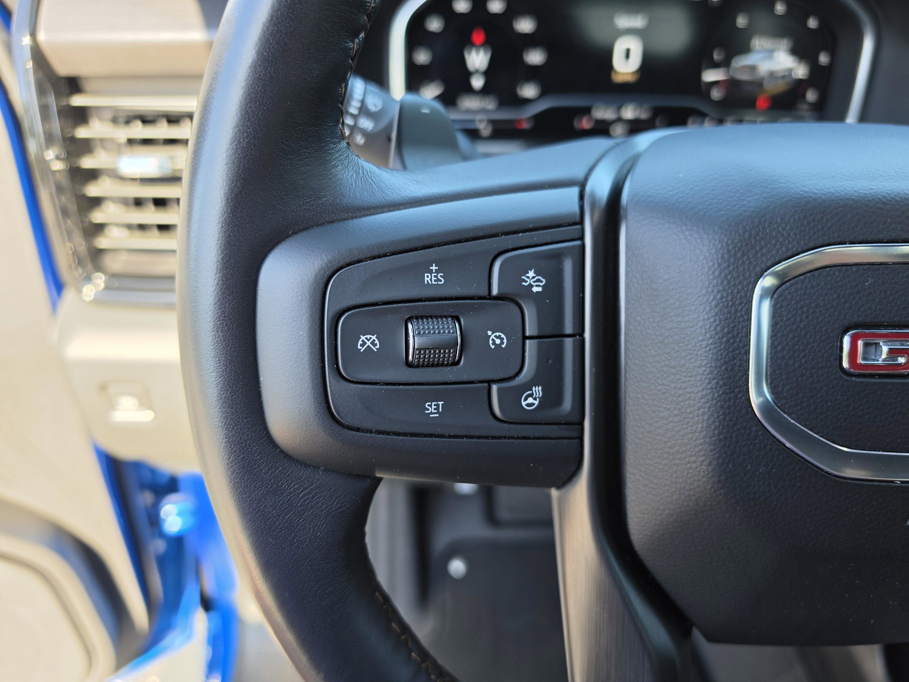 Used 2023 GMC Sierra 1500 AT4 w/ AT4 Premium Package AWD/4WD image 33
