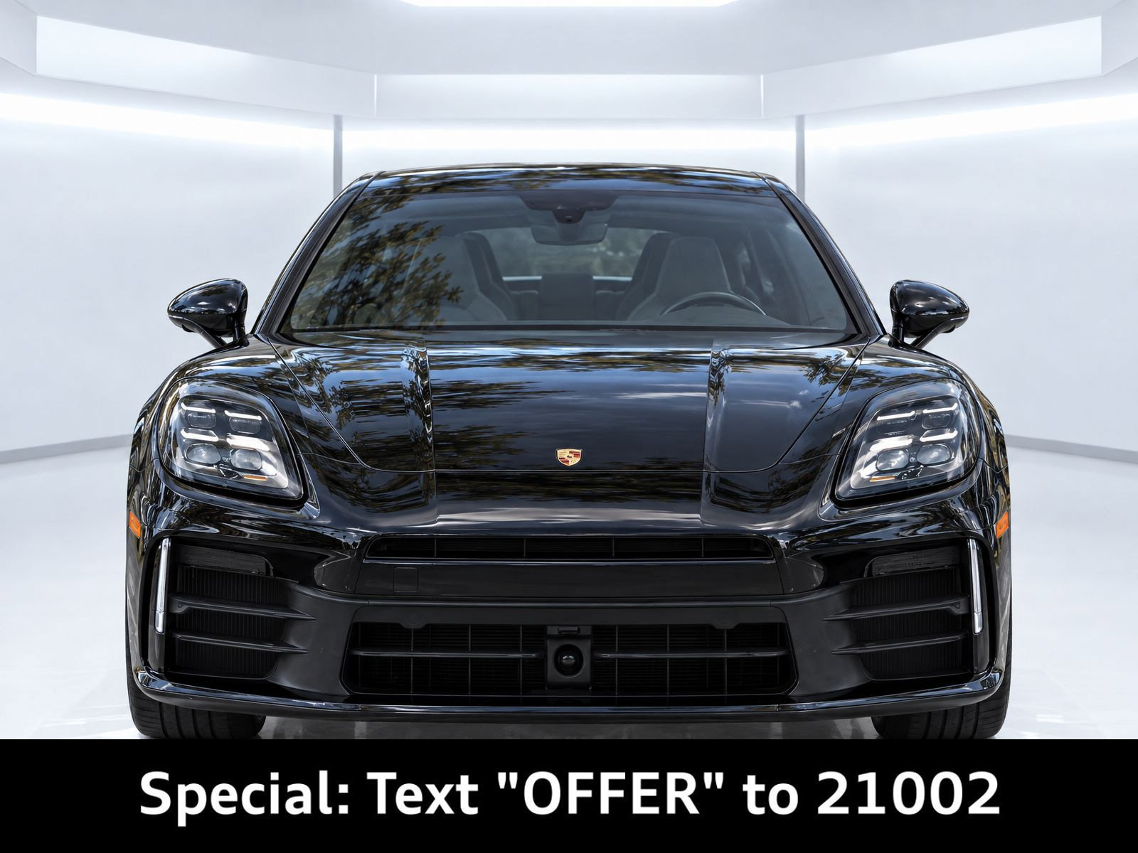 Used 2024 Porsche Panamera RWD image 5
