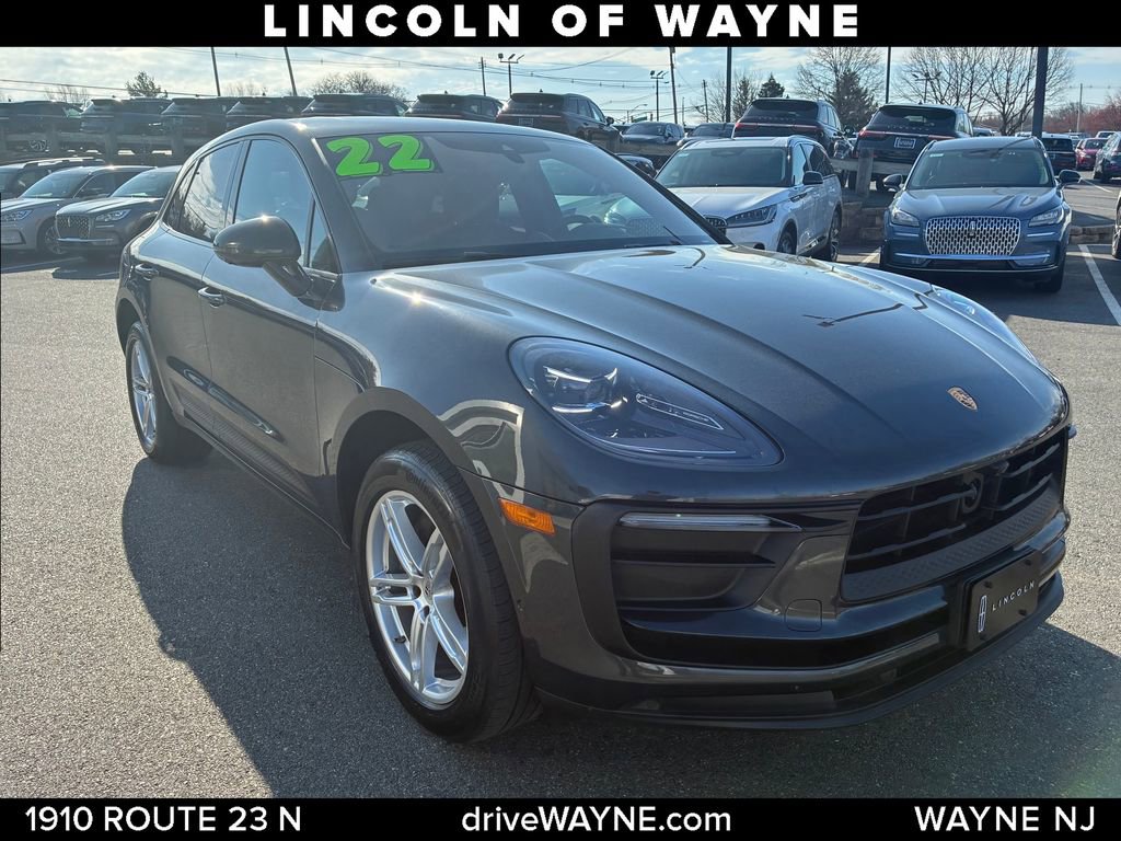 Used 2022 Porsche Macan image 9