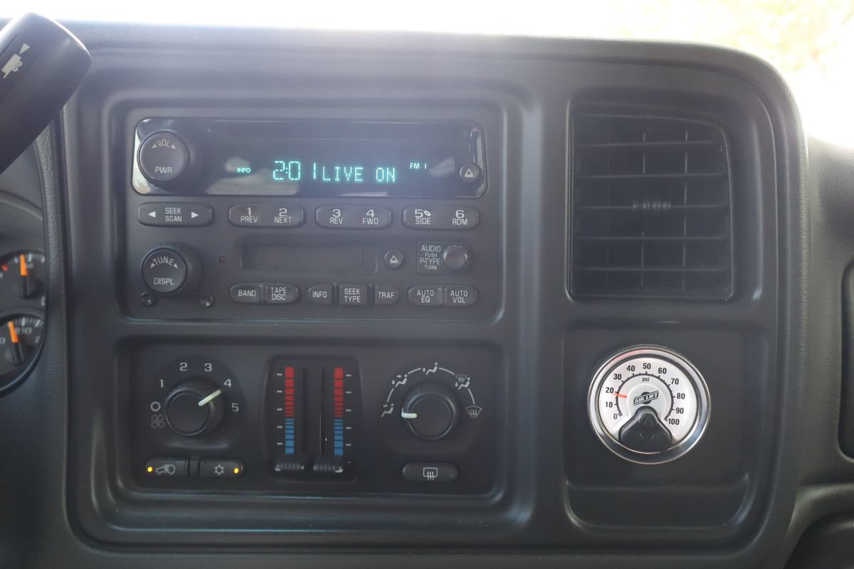 Used 2004 Chevrolet Silverado 3500 LS w/ Heavy-Duty Power Package RWD image 33