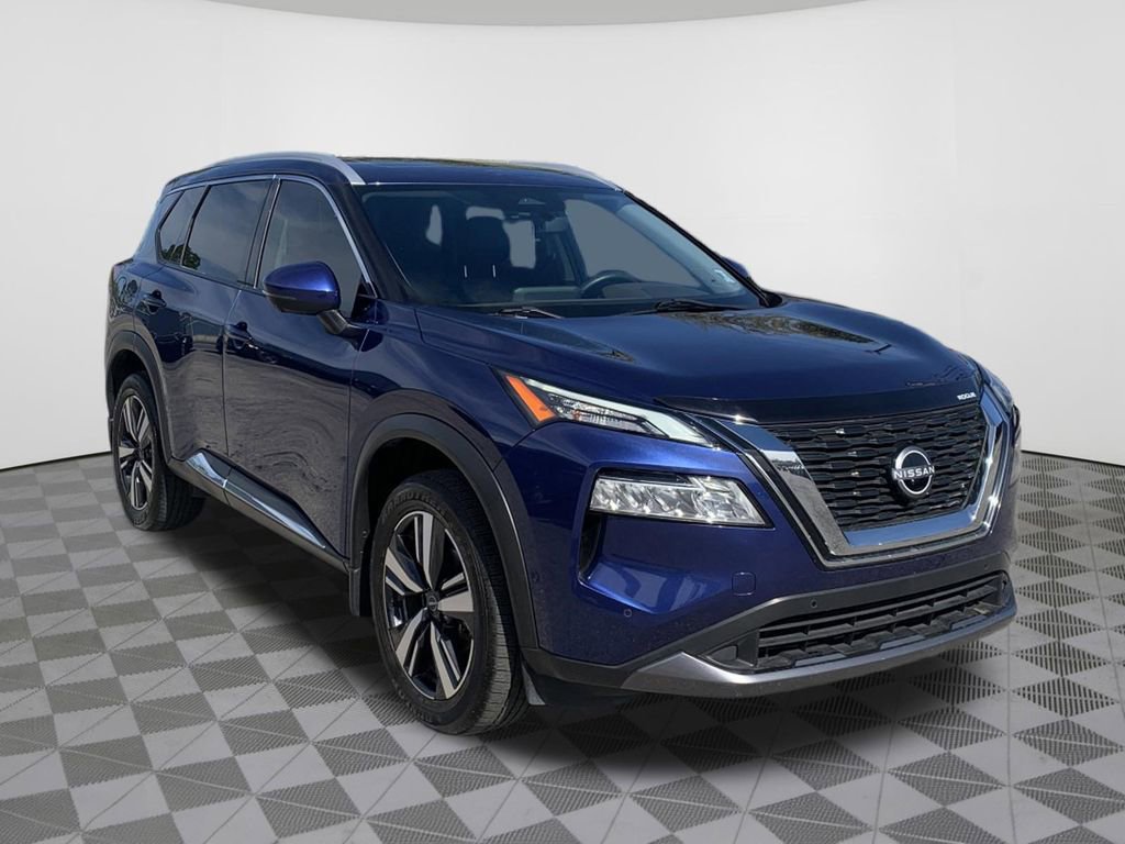 Used 2023 Nissan Rogue SL w/ SL Premium Package image 4