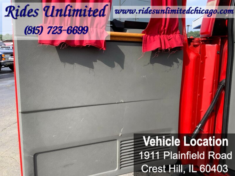 Used 2006 Chevrolet Express 3500 Extended Passenger w/ LT Preferred Equipment Group RWD image 29