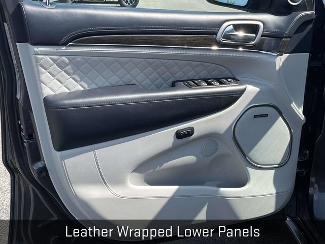 Used 2017 Jeep Grand Cherokee Summit AWD/4WD image 15