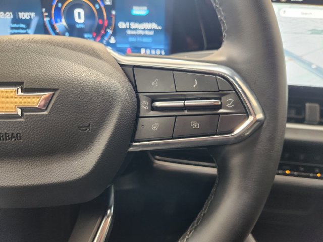 Used 2026 Chevrolet Equinox LT FWD image 30