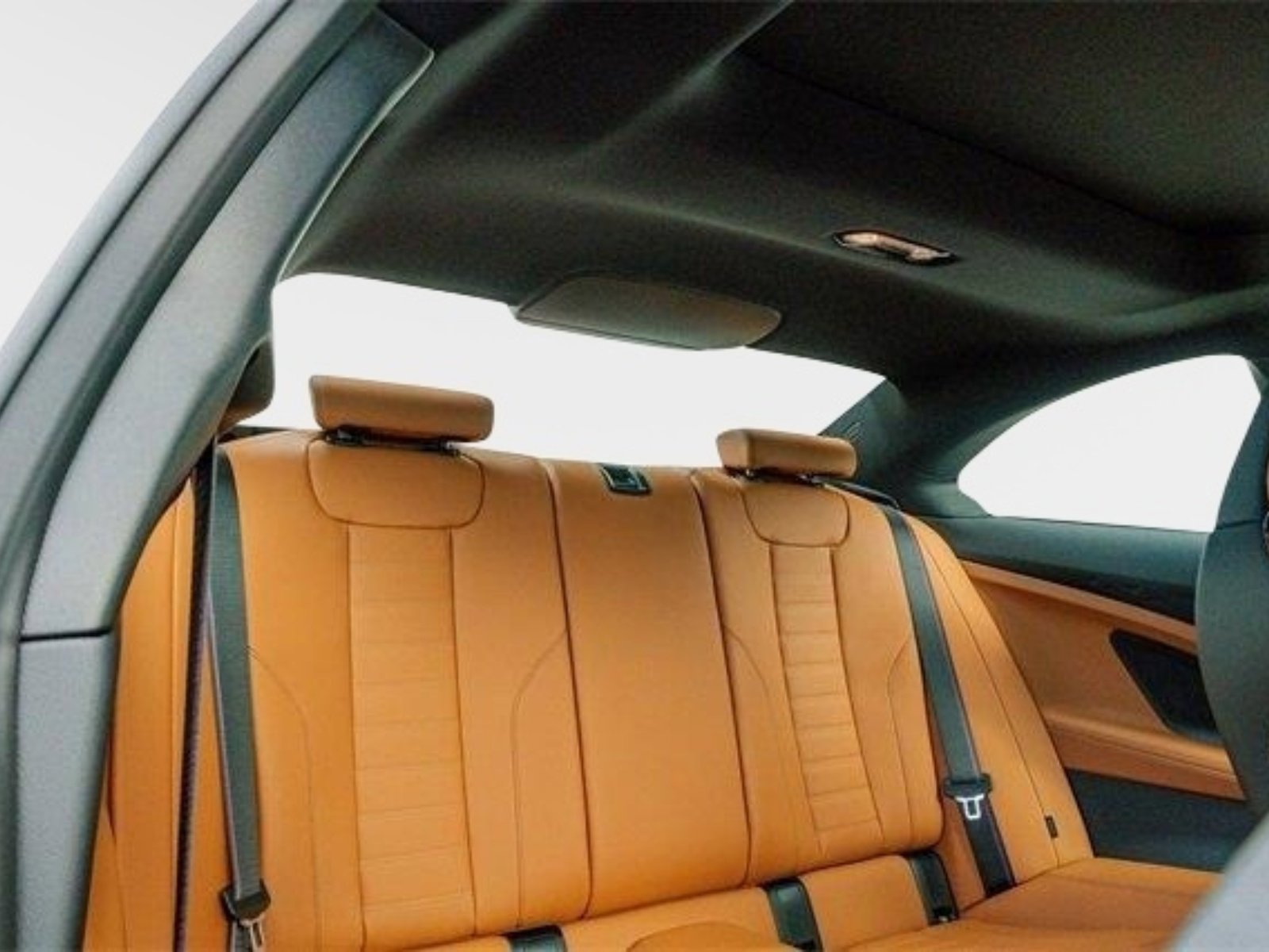 Used 2024 BMW M2 w/ Lighting Package image 9