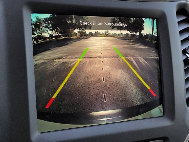 Used 2023 Jeep Cherokee Altitude Lux AWD/4WD image 19