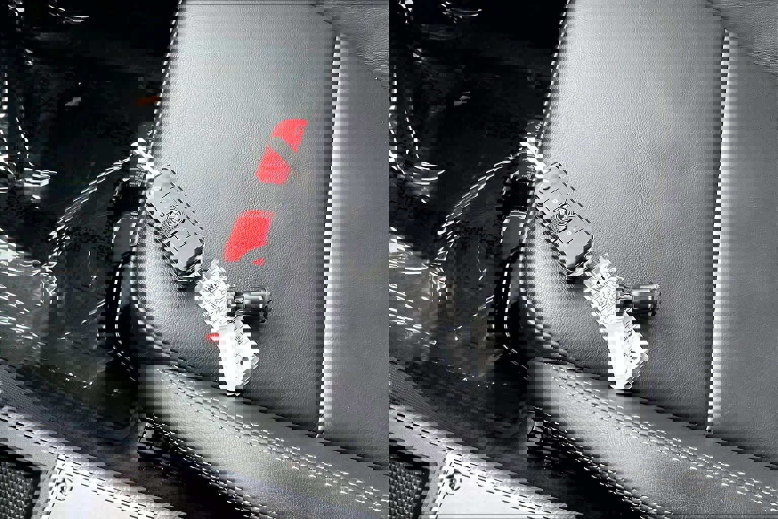 Used 2024 INEOS Grenadier image 14