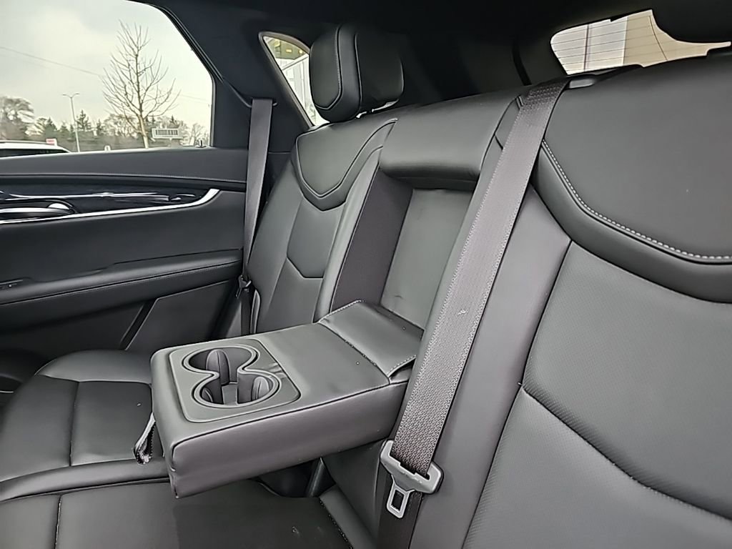 Used 2023 Cadillac XT5 Premium Luxury image 35