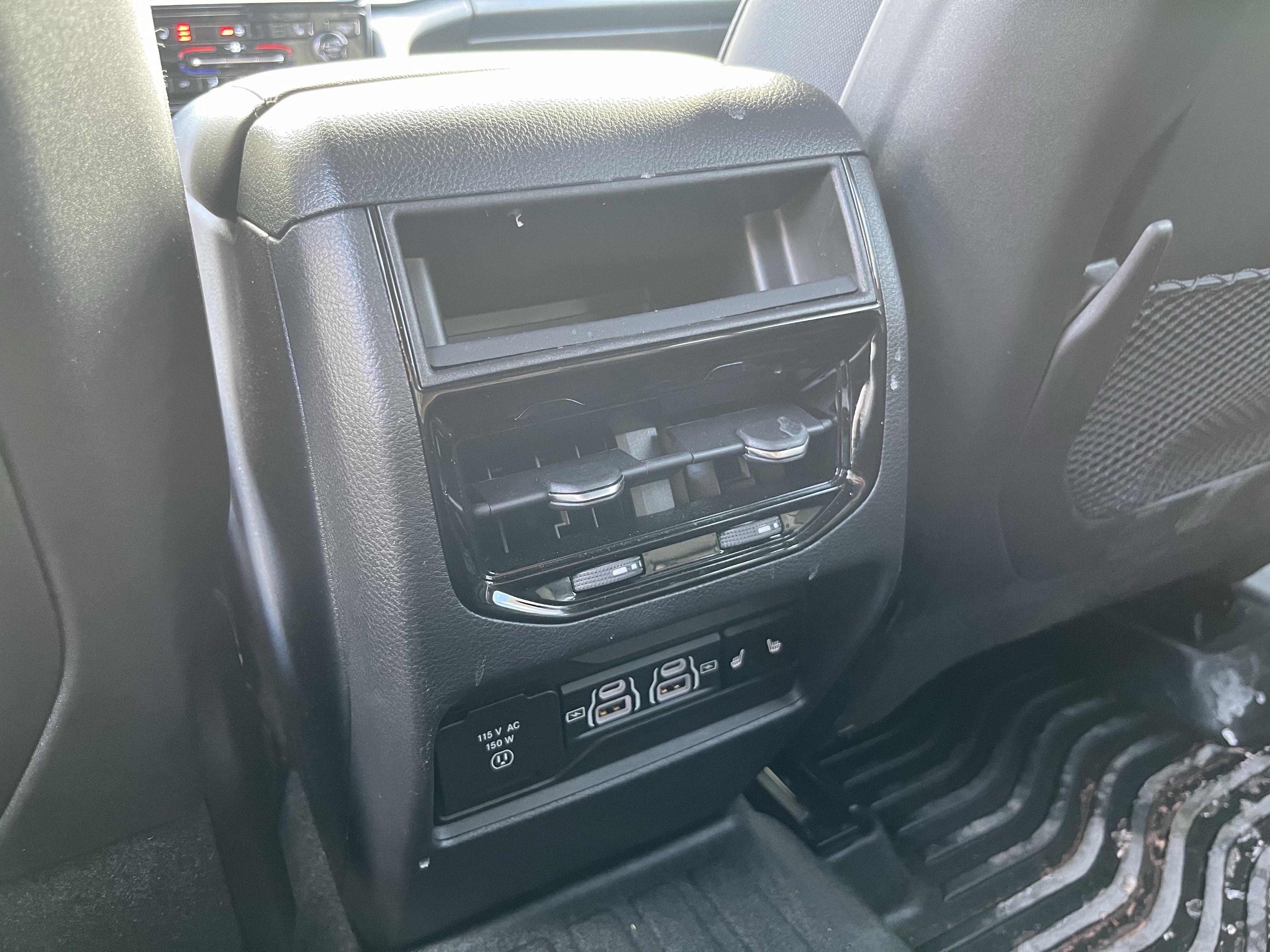 Used 2025 Jeep Grand Cherokee Limited image 11