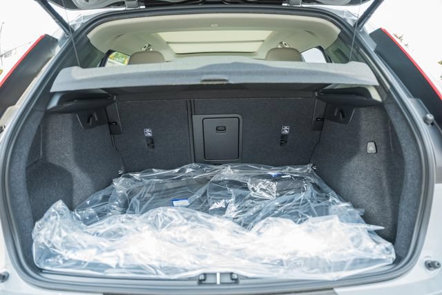 New 2026 Volvo XC40 B5 Ultra w/ Protection Package Premier AWD/4WD image 10