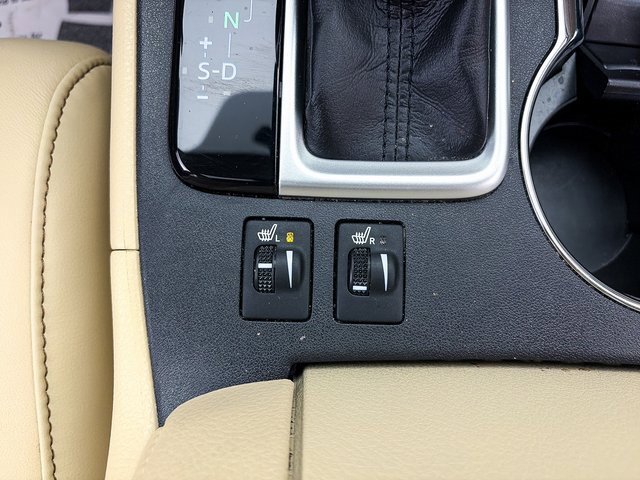 Used 2018 Toyota Highlander XLE image 25