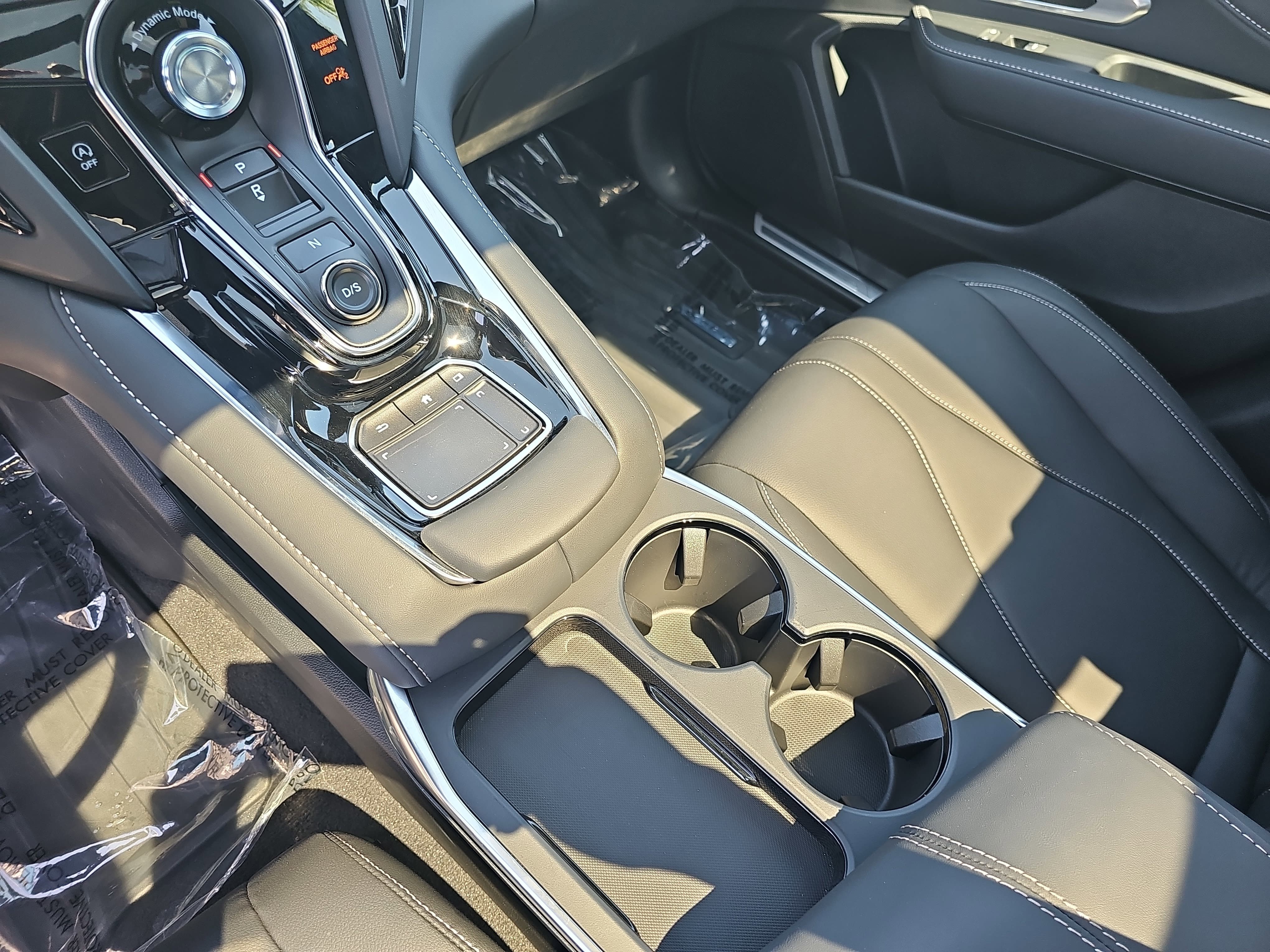 Used 2025 Acura RDX SH-AWD image 22