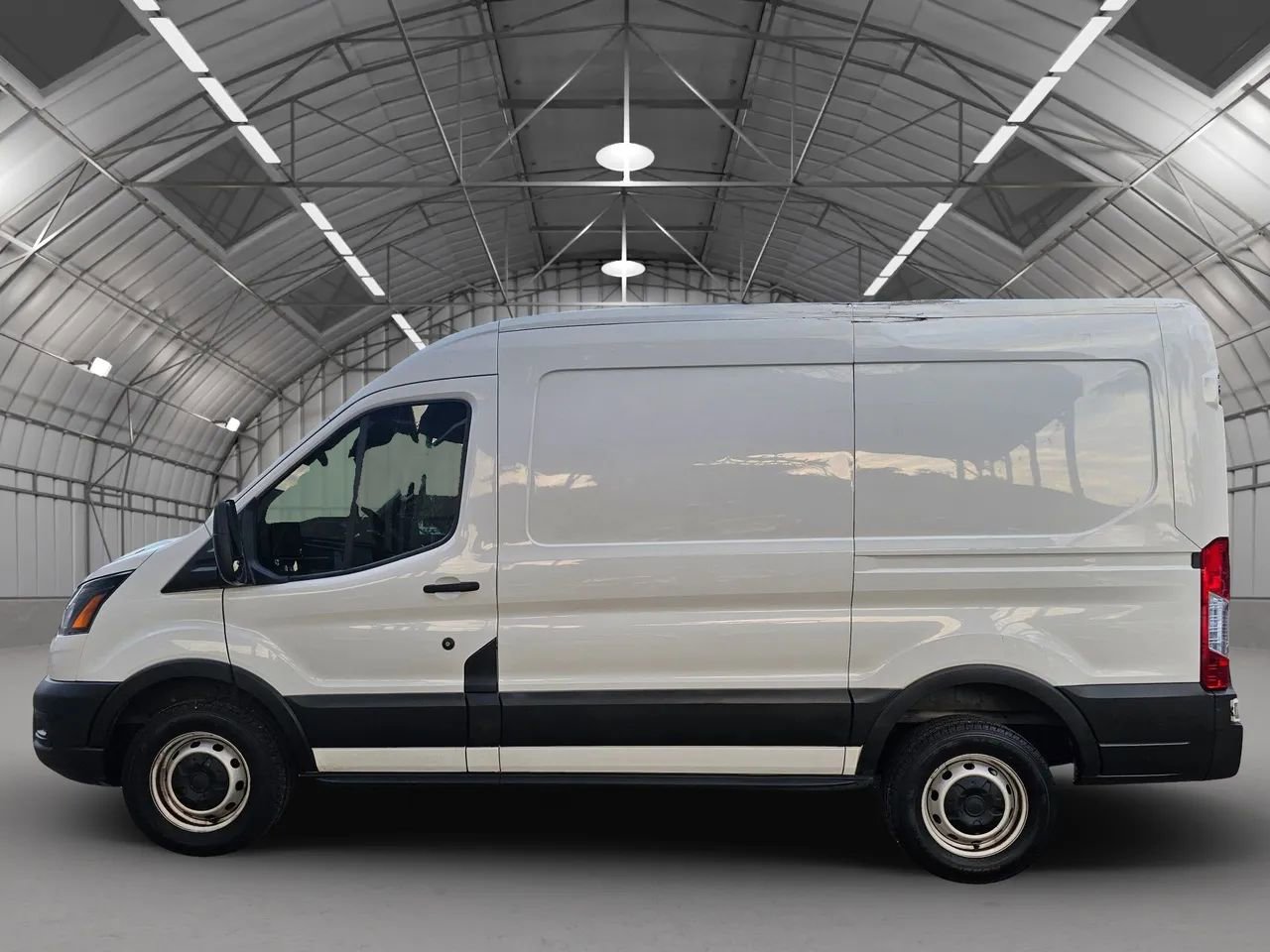 Used 2020 Ford Transit 250 Medium Roof image 2