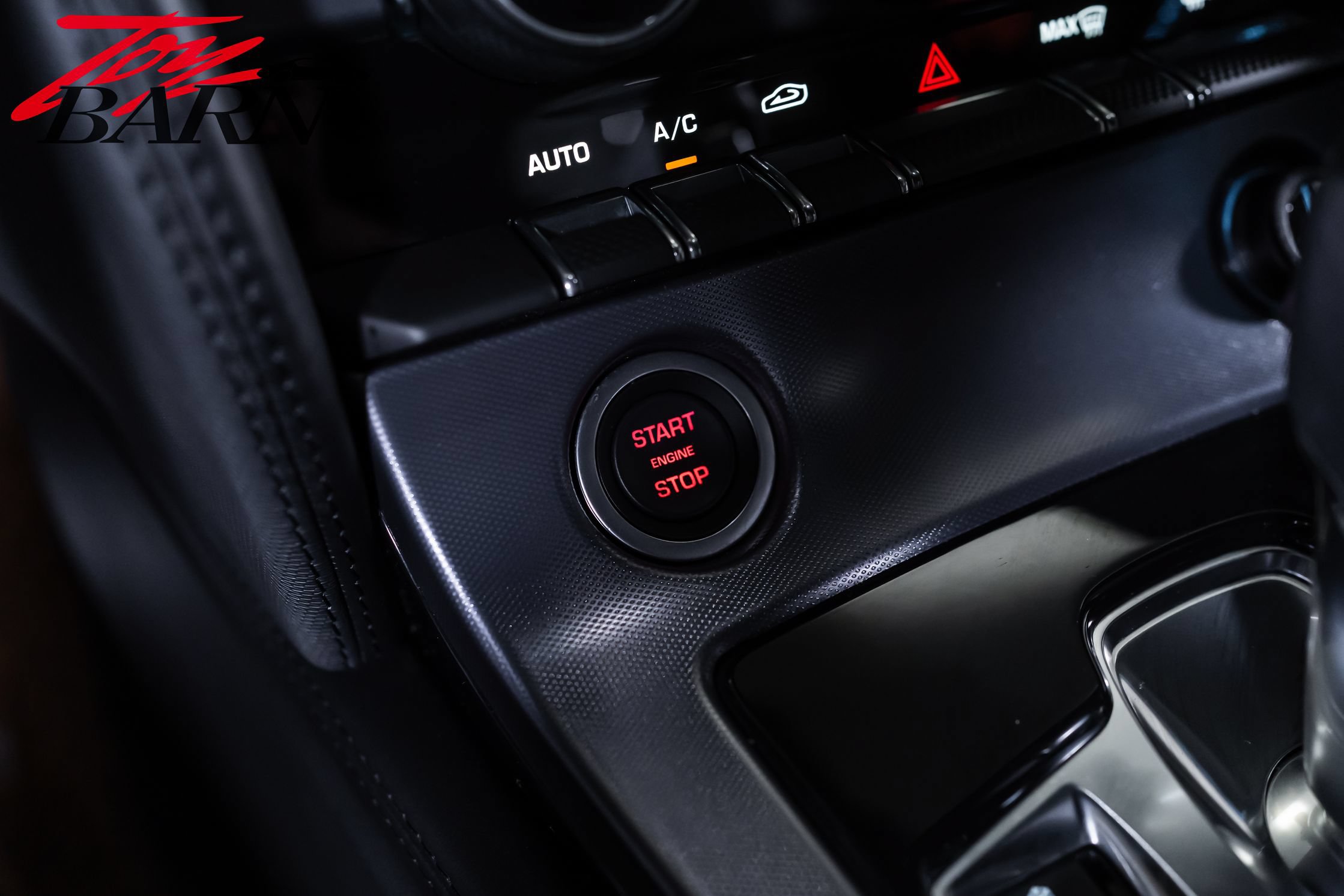 Used 2019 Jaguar F-TYPE Coupe RWD image 36
