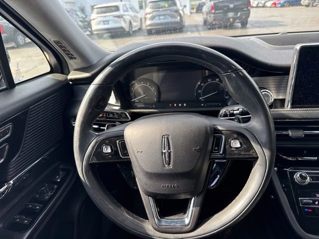 Used 2021 Lincoln Corsair AWD w/ Premium Package image 12