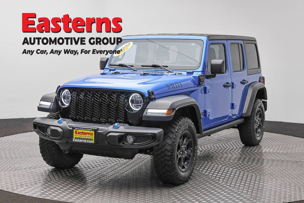Used 2023 Jeep Wrangler Unlimited w/ Cold Weather Group AWD/4WD image 1