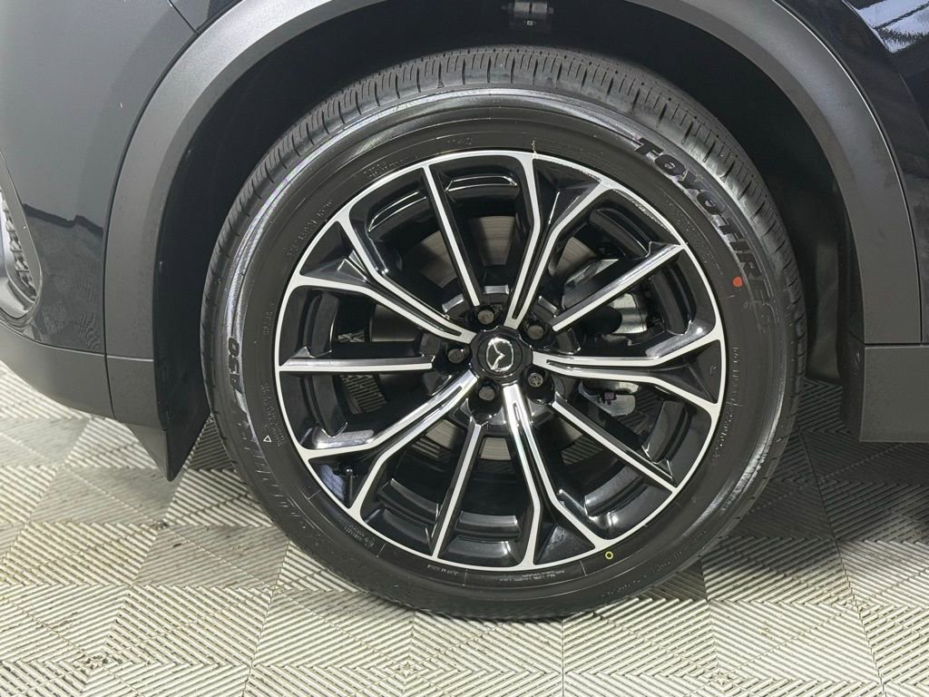 New 2025 MAZDA CX-70 Plug-In Hybrid w/ Premium Pkg image 12