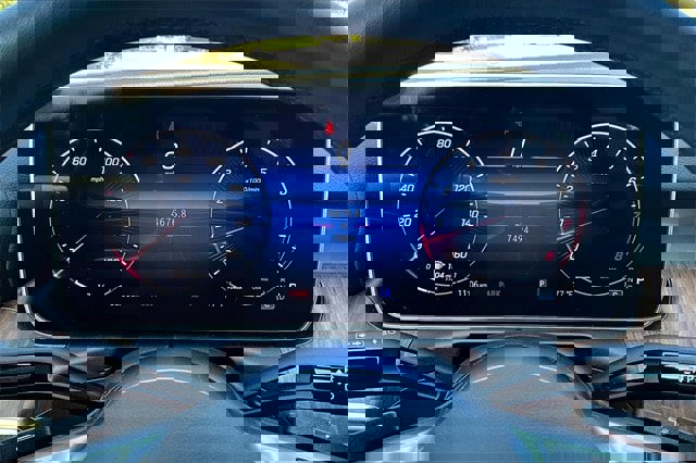 Certified 2025 Mercedes-Benz C 300 4MATIC Sedan image 16