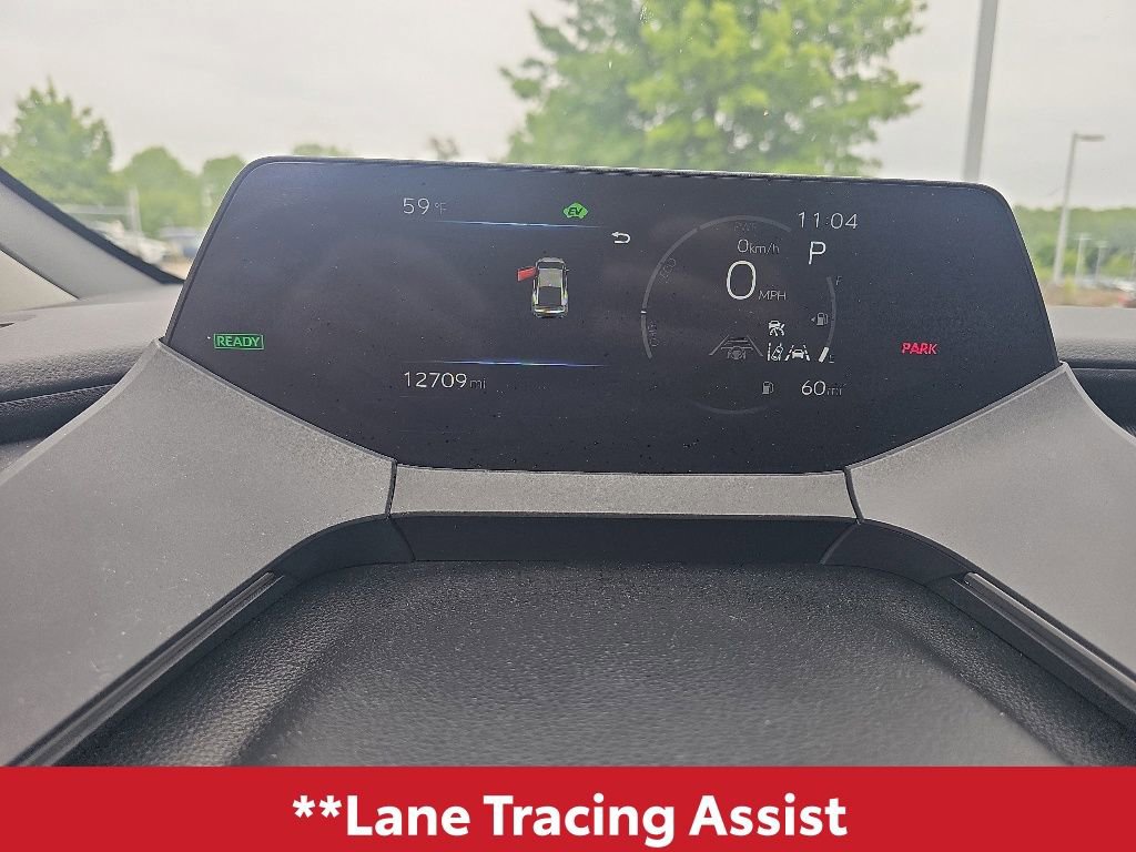 Used 2024 Toyota Prius XLE FWD image 11