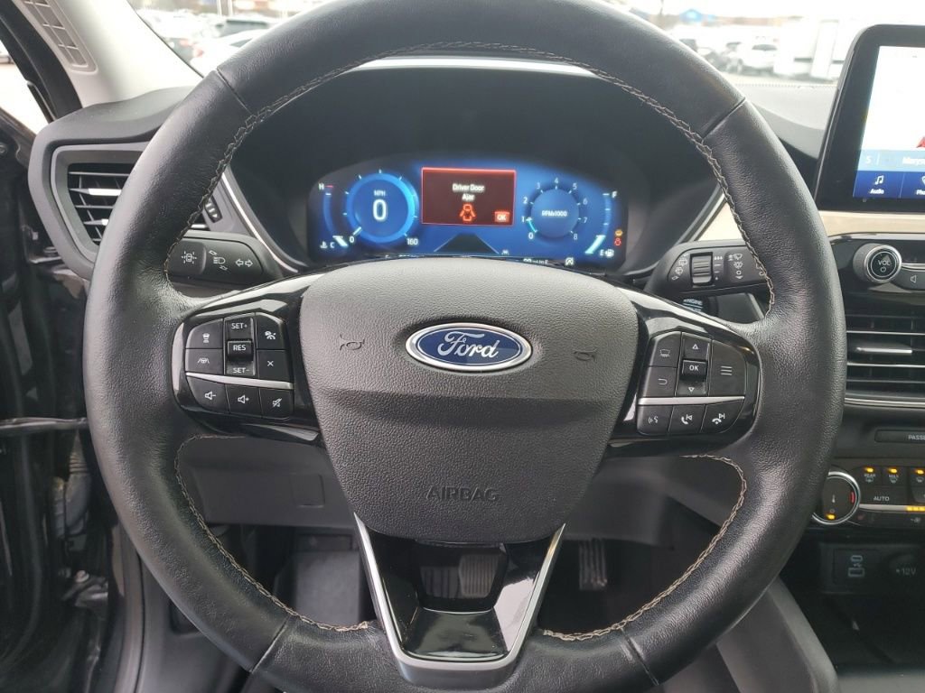 Used 2022 Ford Escape Titanium w/ Titanium Elite Package image 15
