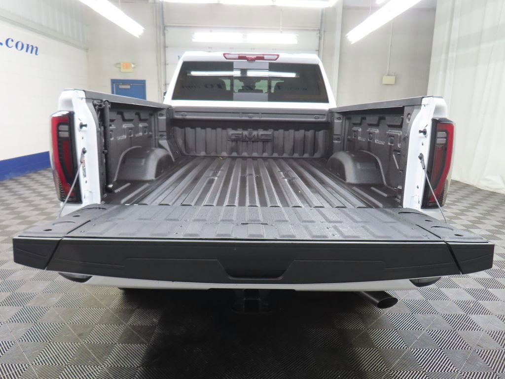 Used 2025 GMC Sierra 2500 AT4 w/ AT4 Premium Plus Package image 48