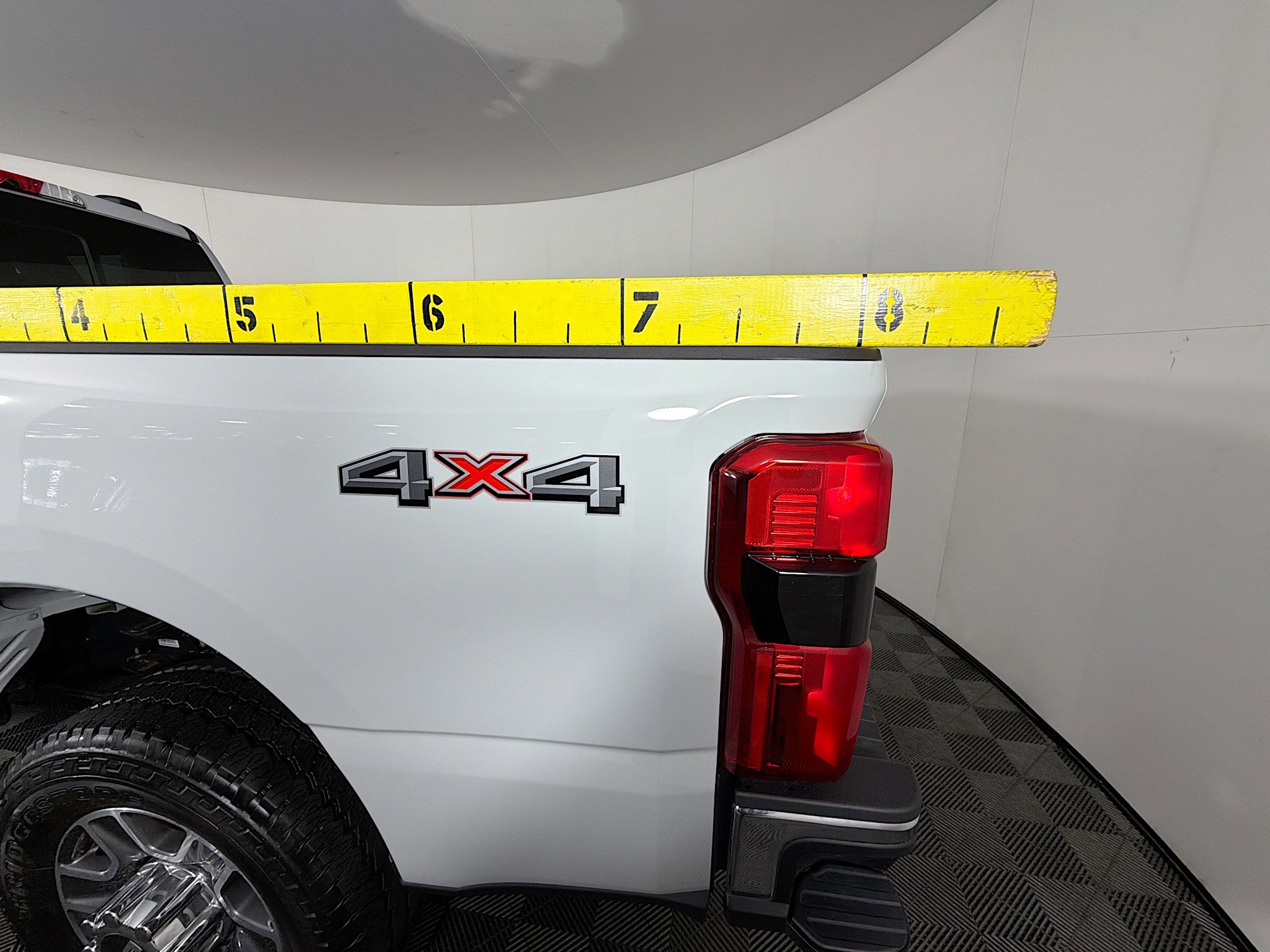 Used 2025 Ford F350 Lariat w/ Lariat Ultimate Package AWD/4WD image 37