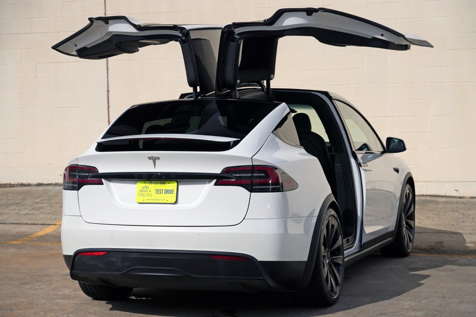 Used 2023 Tesla Model X AWD/4WD image 55