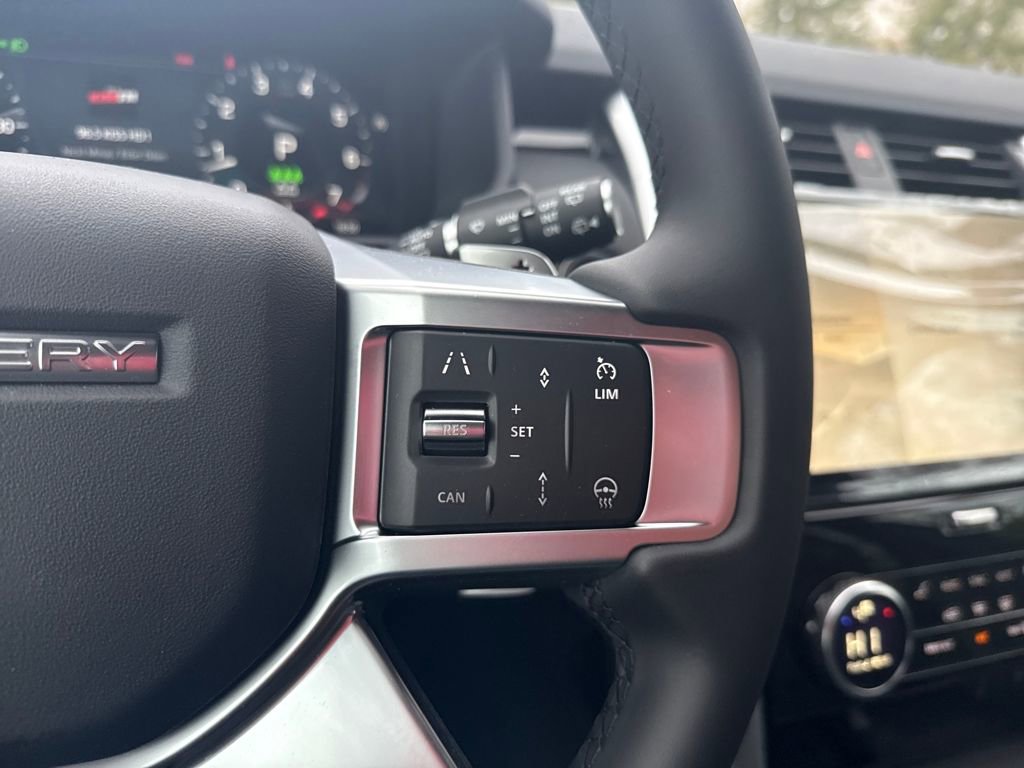 New 2026 Land Rover Discovery S AWD/4WD image 21