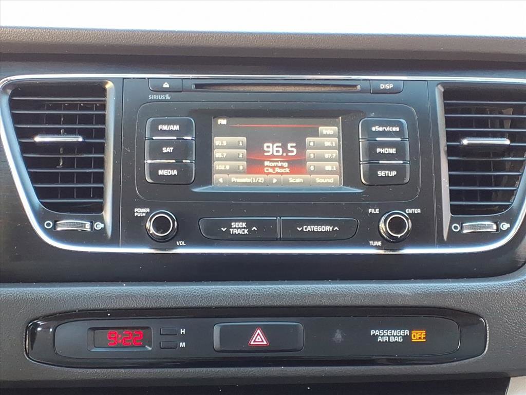 Used 2016 Kia Sedona LX w/ LX Convenience Package image 6