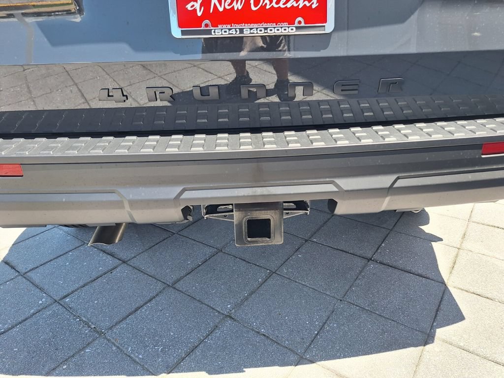 New 2026 Toyota 4Runner SR5 AWD/4WD image 16