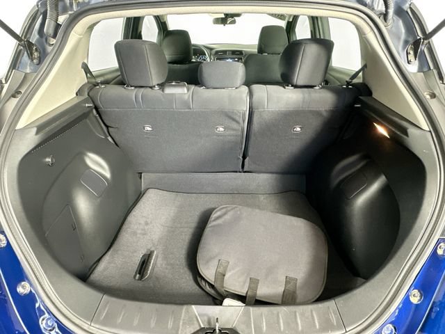 Used 2025 Nissan Leaf S FWD image 27