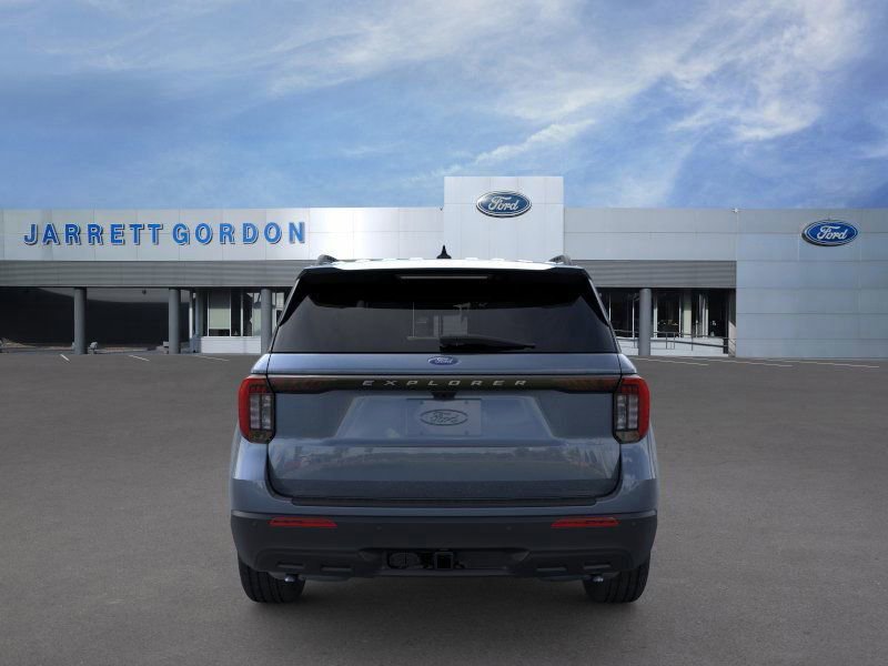 New 2026 Ford Explorer Active image 5
