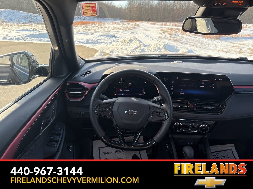 Used 2024 Chevrolet TrailBlazer RS w/ Convenience Package image 44