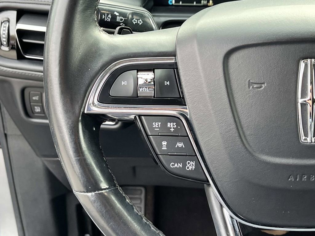 Used 2021 Lincoln Nautilus Reserve w/ Equipment Group 202A image 30