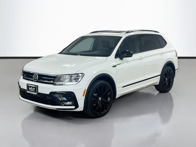 Used 2021 Volkswagen Tiguan SE R-Line AWD/4WD image 3