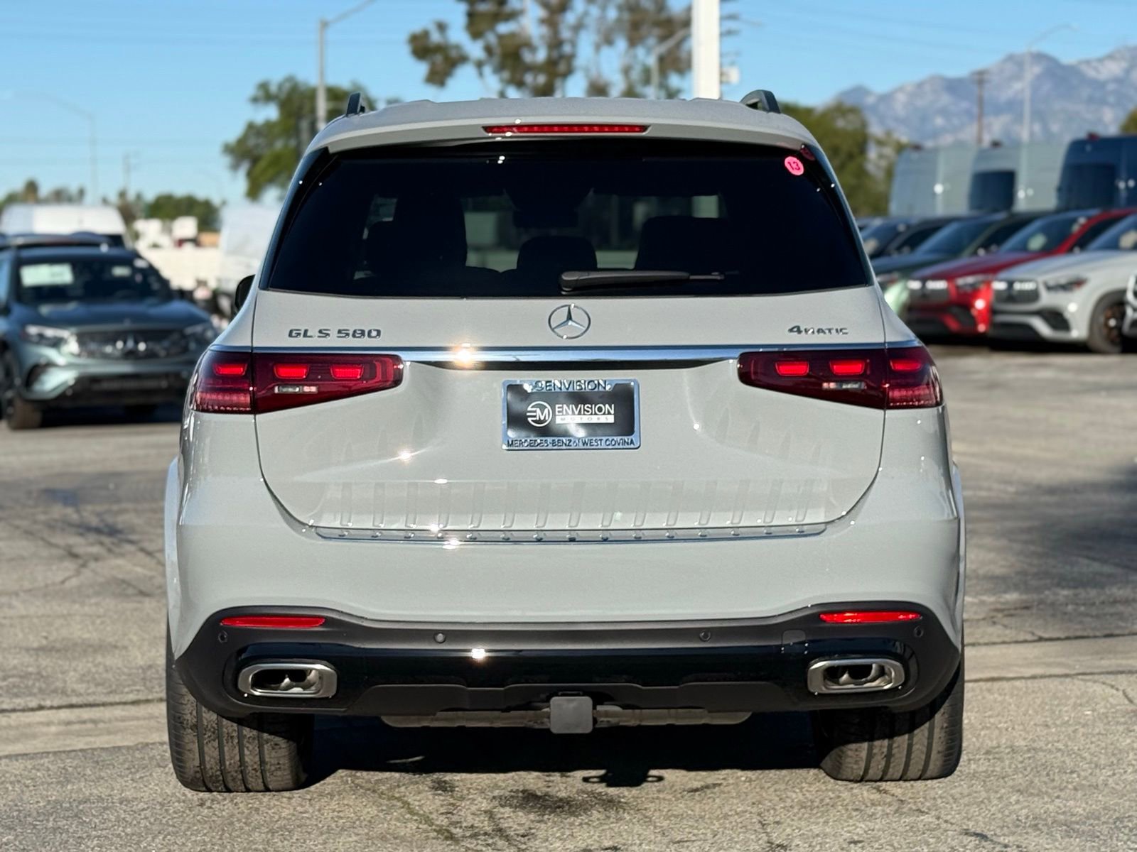 New 2026 Mercedes-Benz GLS 580 4MATIC image 9