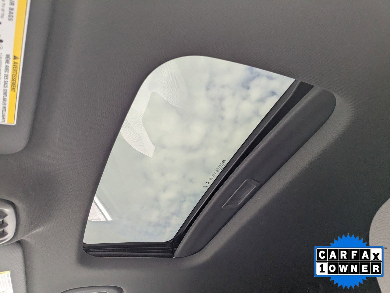 Used 2024 Chevrolet Trax RS w/ Sunroof Package image 18