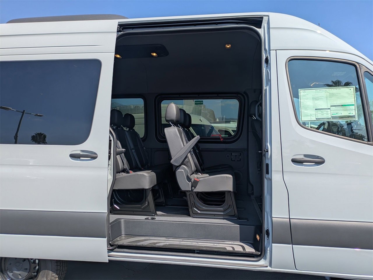 New 2025 Mercedes-Benz Sprinter 2500 image 7