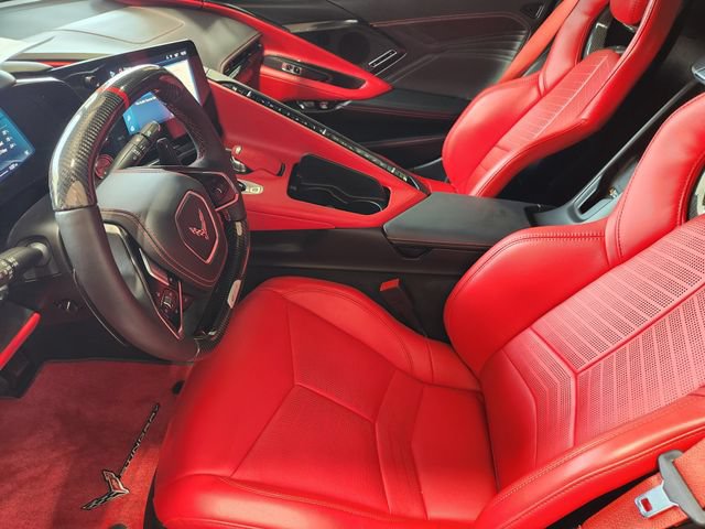 Used 2024 Chevrolet Corvette Z06 RWD image 11