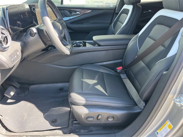 New 2025 Chevrolet Blazer EV LT image 7