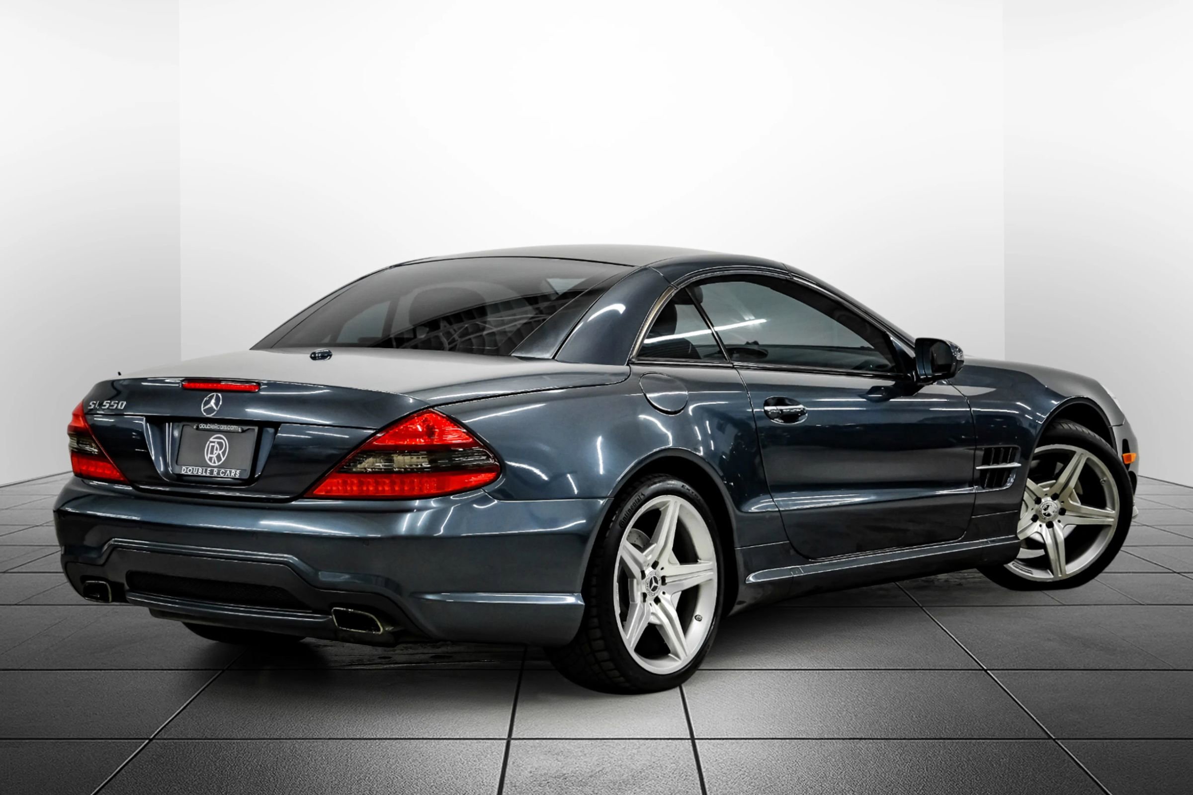 Used 2012 Mercedes-Benz SL 550 image 11