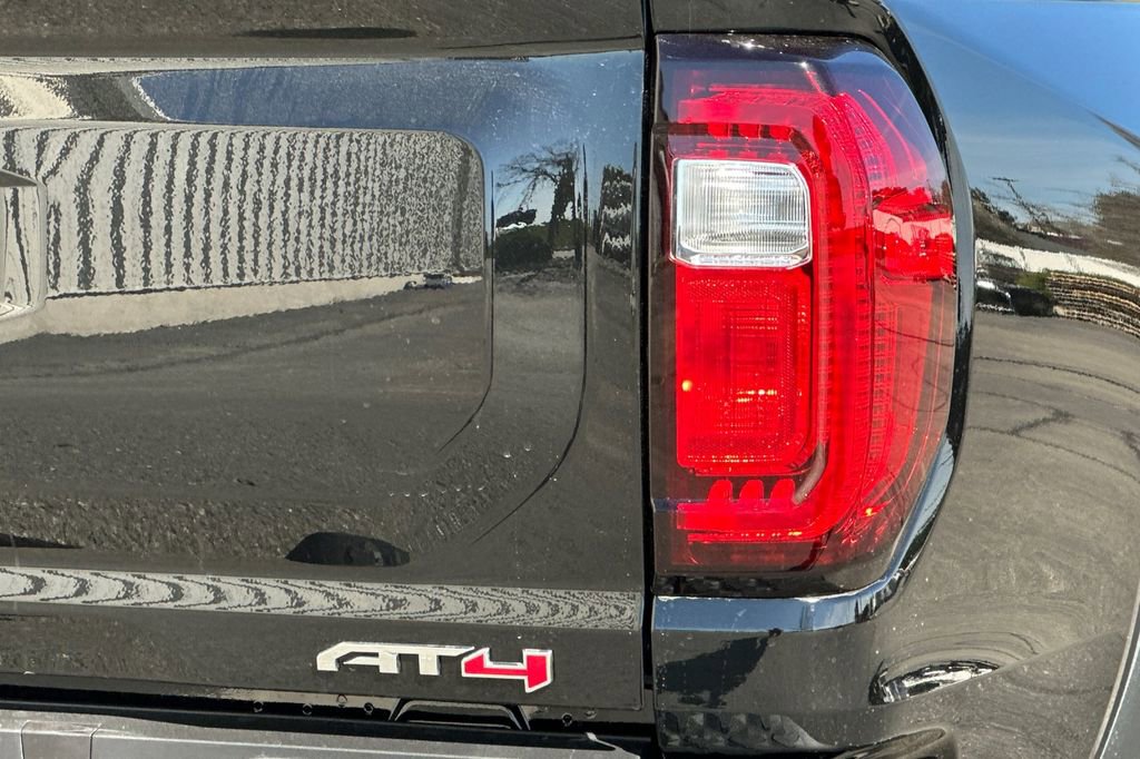 New 2026 GMC Canyon AT4 w/ Technology Plus Package AWD/4WD image 7