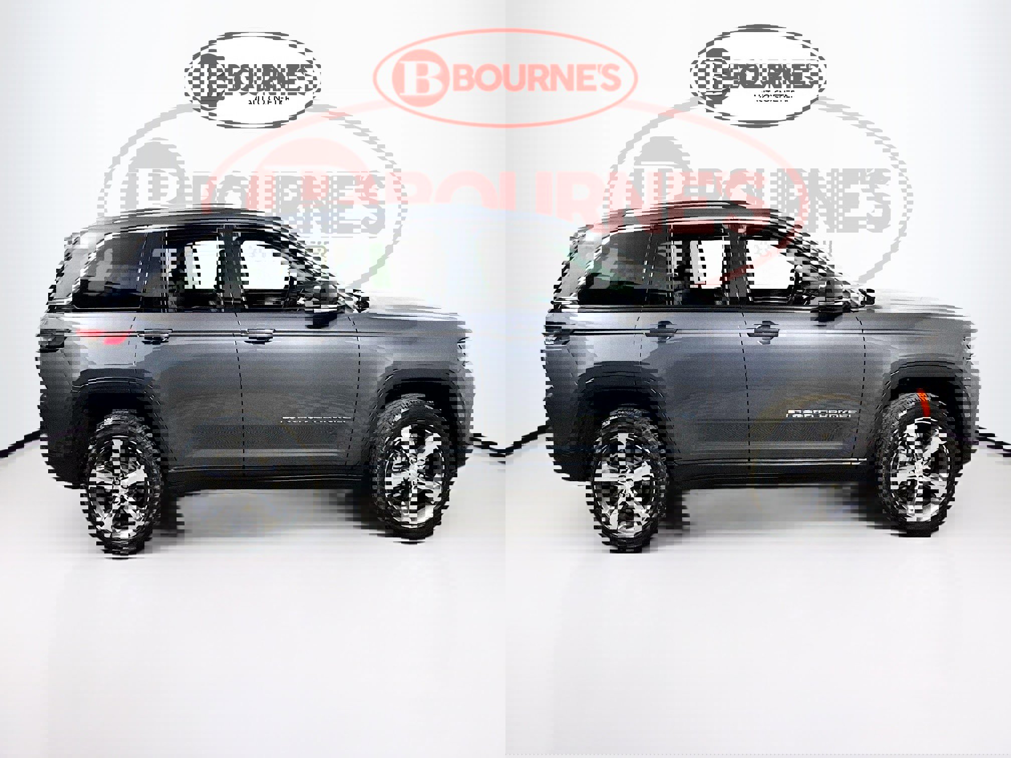 Used 2023 Jeep Grand Cherokee 4WD 4xe image 12