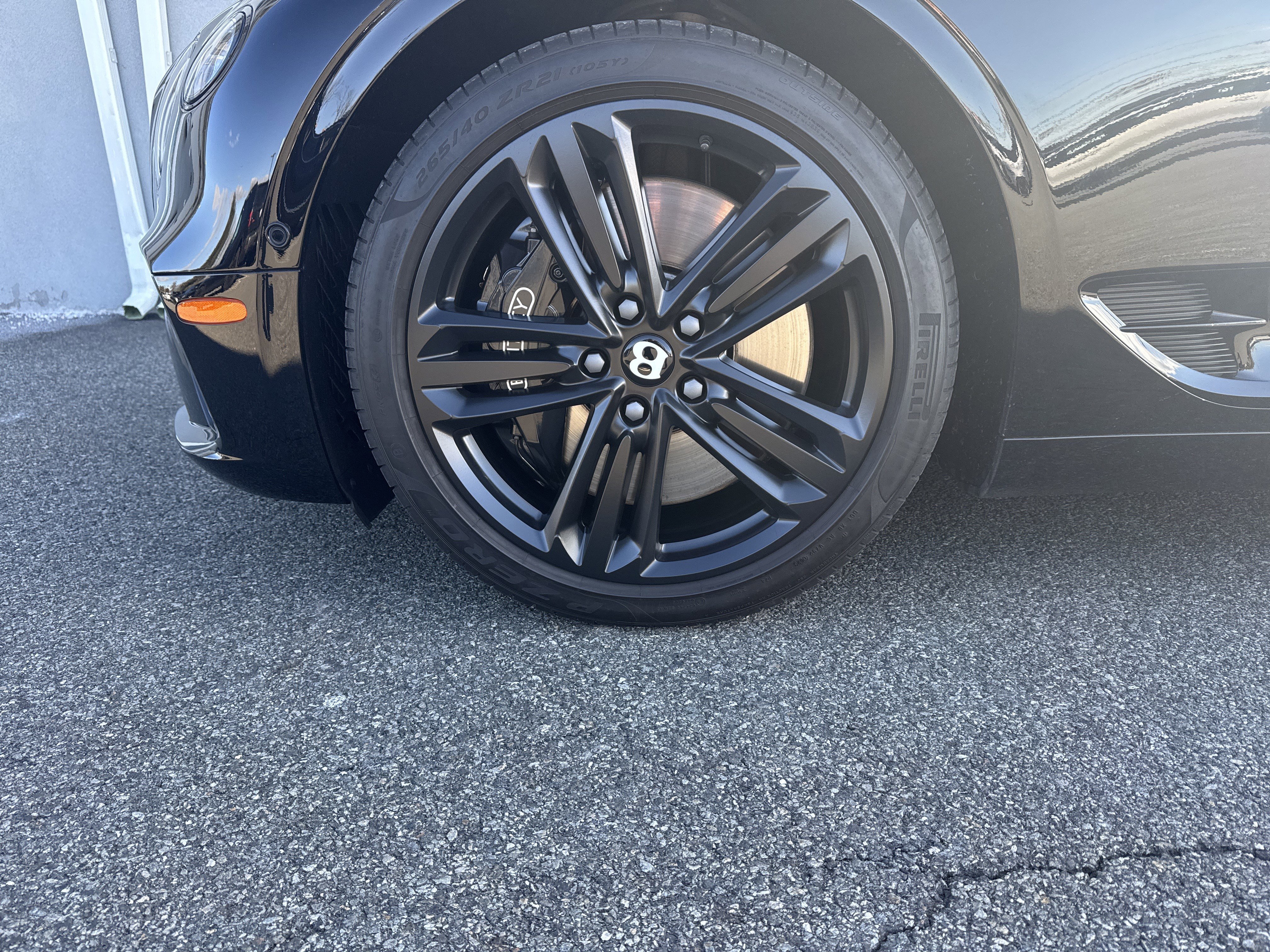 Used 2023 Bentley Continental GT Mulliner image 6