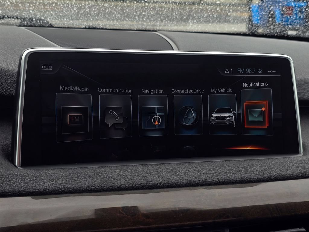 Used 2017 BMW X5 xDrive40e AWD/4WD image 36