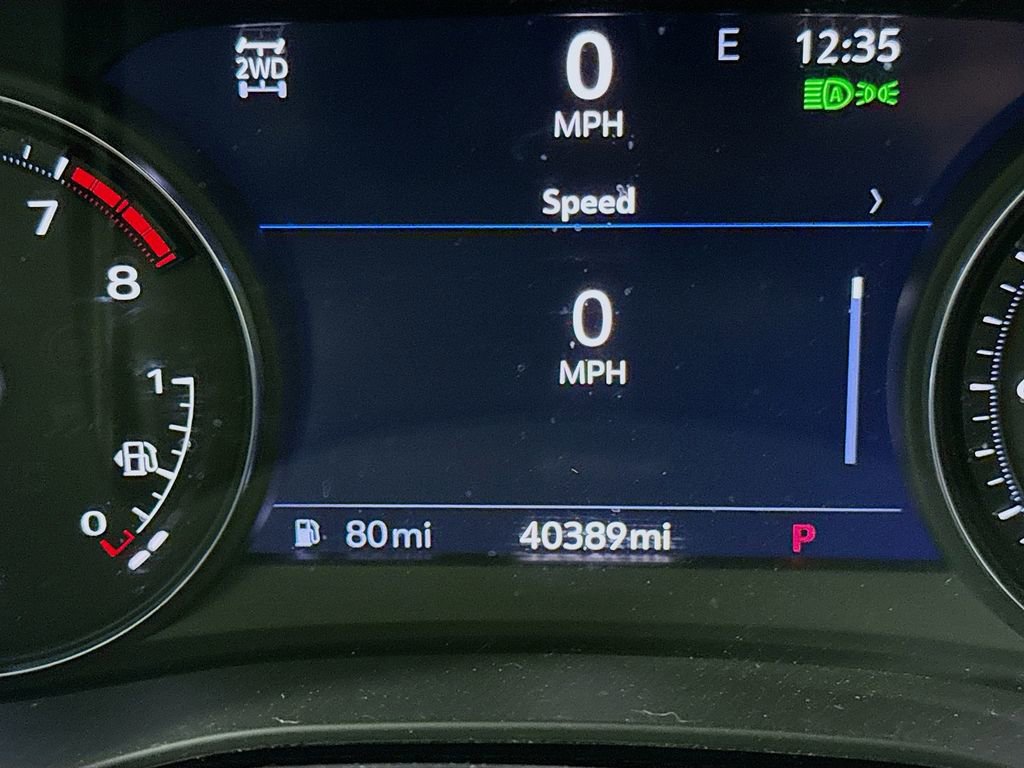 Used 2022 Cadillac XT5 Premium Luxury w/ Technology Package image 12