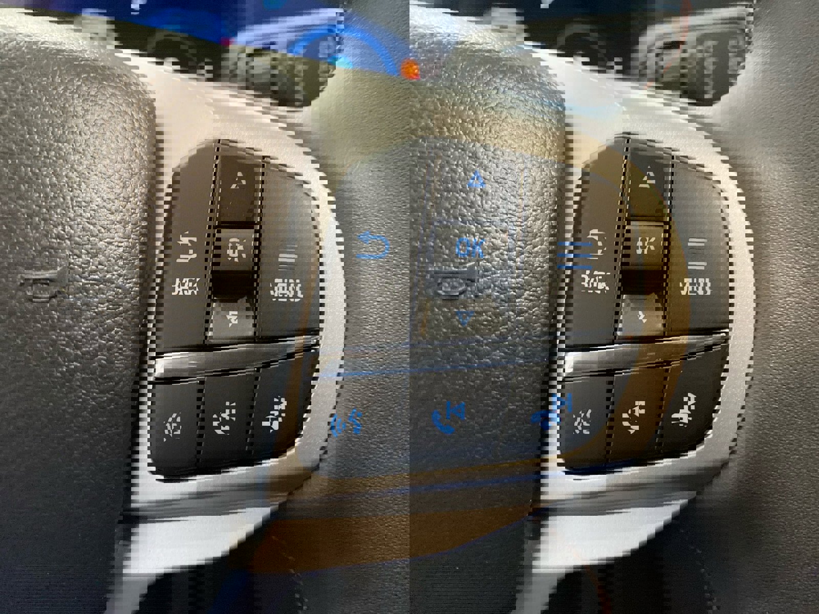 New 2026 Ford Explorer Active w/ Active Comfort Package image 22