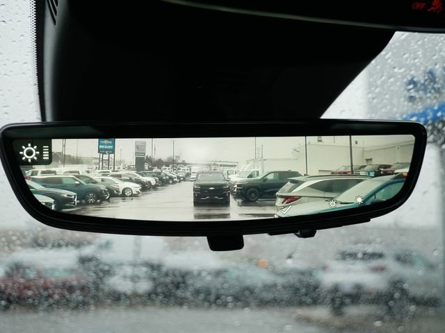 Used 2024 Chevrolet Traverse RS w/ LPO, Floor Liner Package image 20