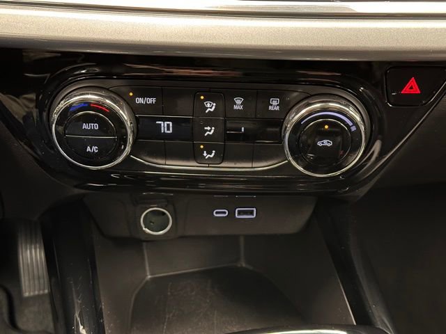 Used 2025 Chevrolet Trax LT image 9